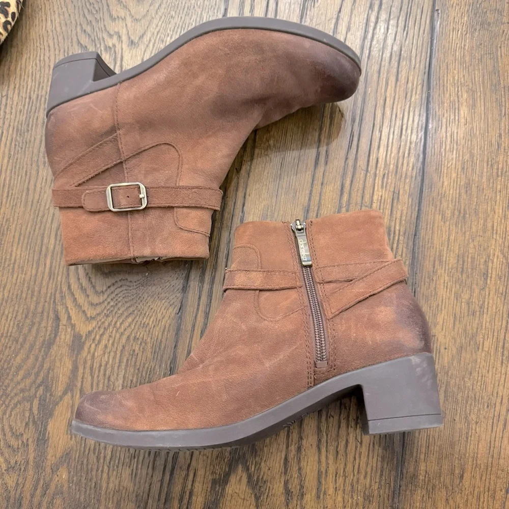 Dansko Cagney Bootie Womens 37 Brown Leather Buckle